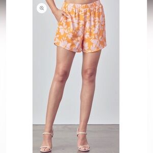 Laurel & Jack Fore NEW orange floral shorts size large